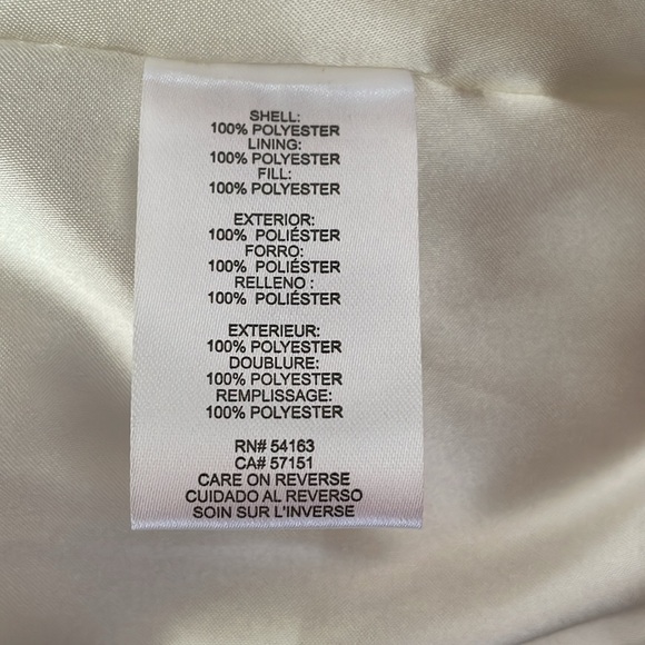 Calvin Klein Cream Puffer Vest Zipper Pockets - Picture 4 of 5